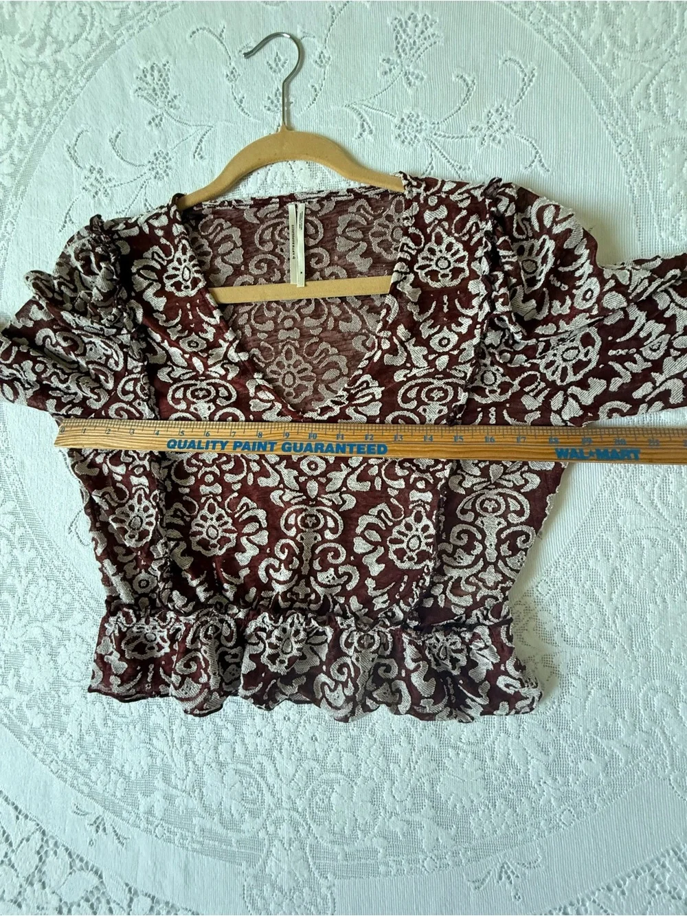 Anthropologie Burgundy Damask Ruffle Crop Top Blouse Medium Balloon Sleeve